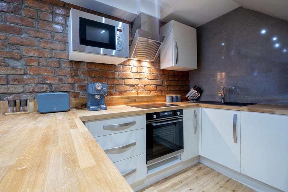 Elegant Stockbridge 3 bdrm Apartment on the Canal Apartment in Edinburgh