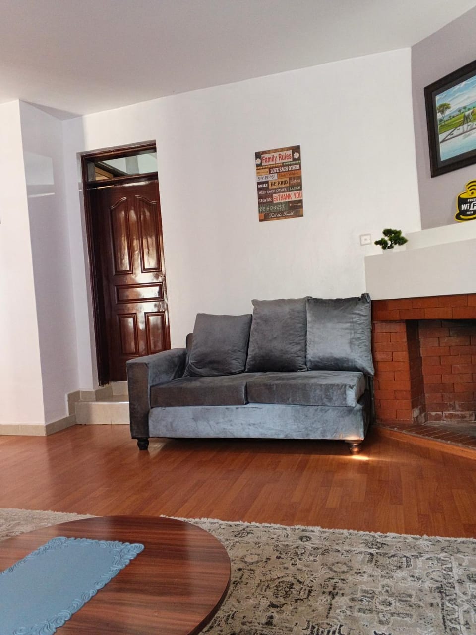 Living room, Seating area