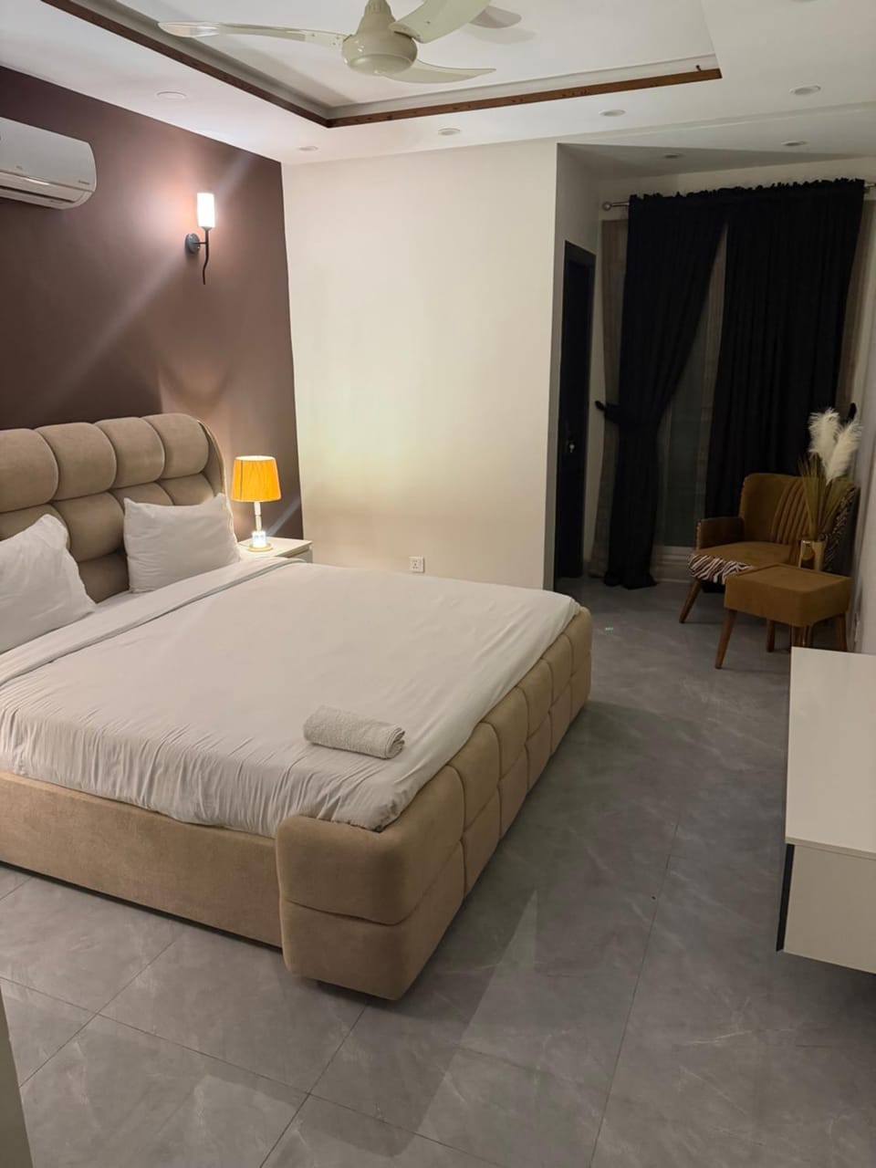 Air Avenue Luxury Apartment Apartment in Lahore