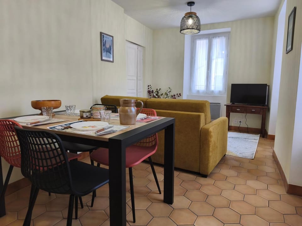 Property building, Living room