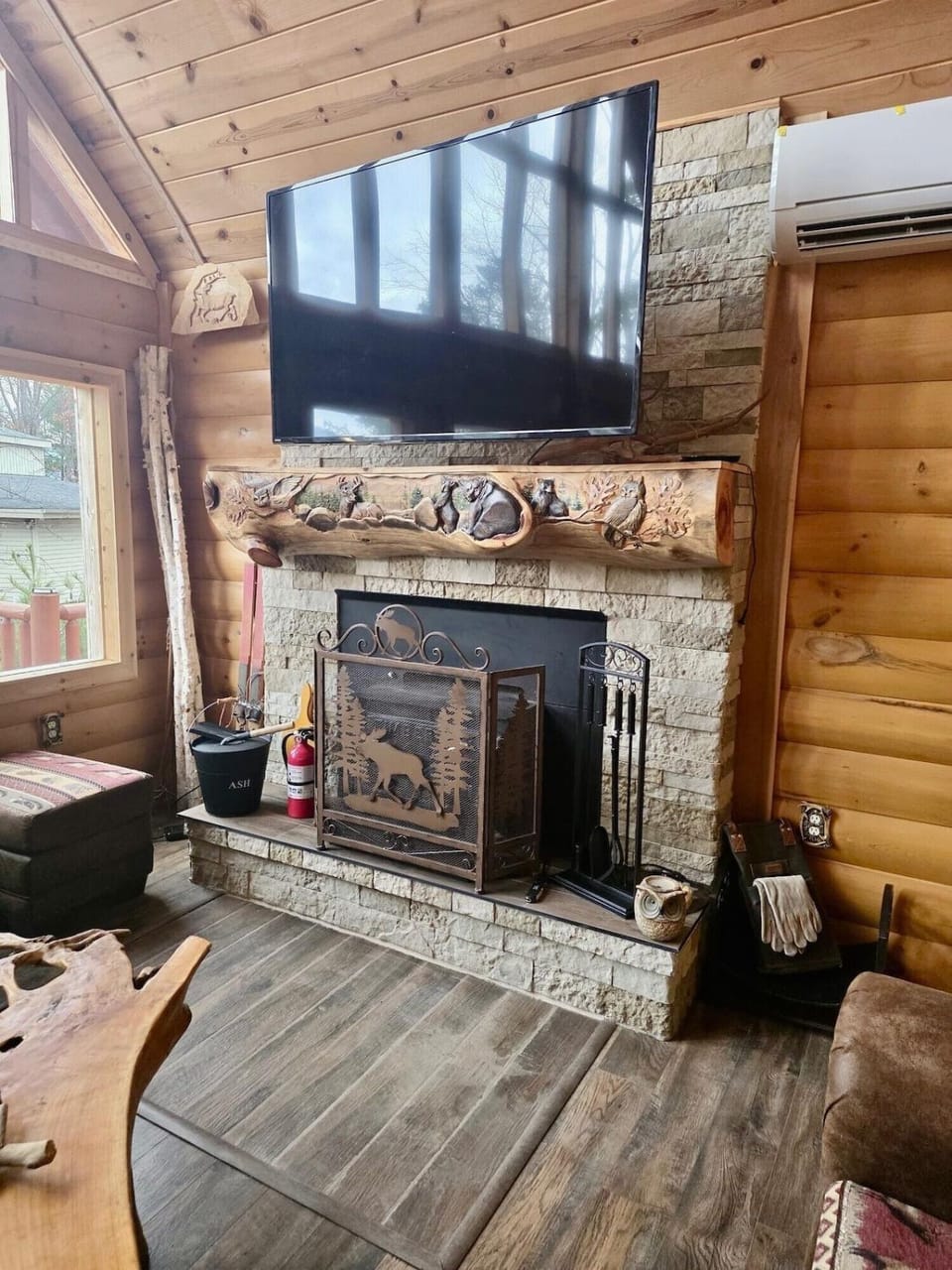 Living room, fireplace