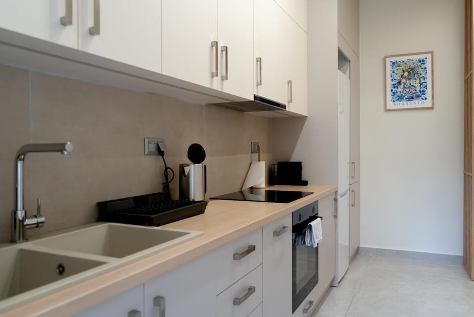 MaxBlue 3 Apartment in Pireas