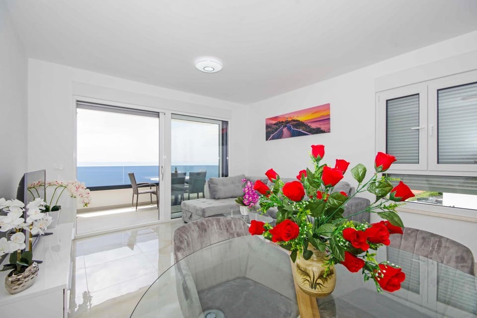 Balcony/Terrace, Living room, Sea view