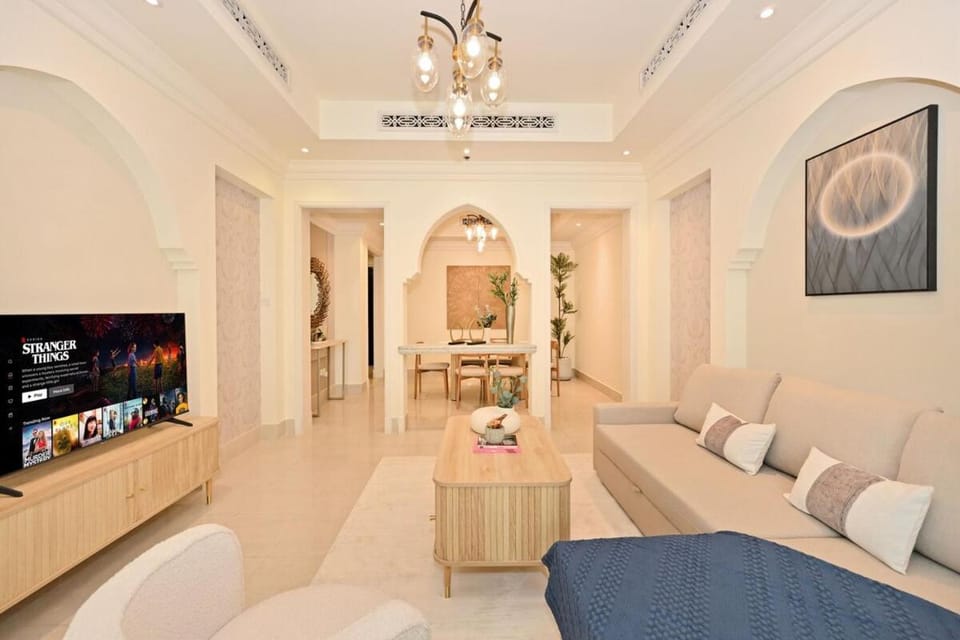 2BR Old Town, Walk to Dubai Mall Burj View Apartment in Dubai