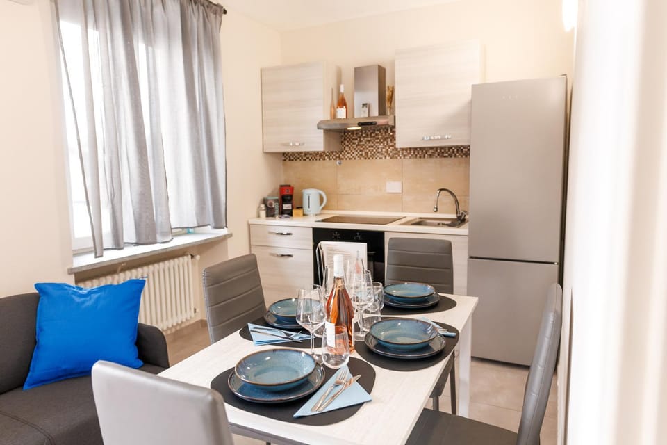Kitchen or kitchenette, kitchen, kitchen