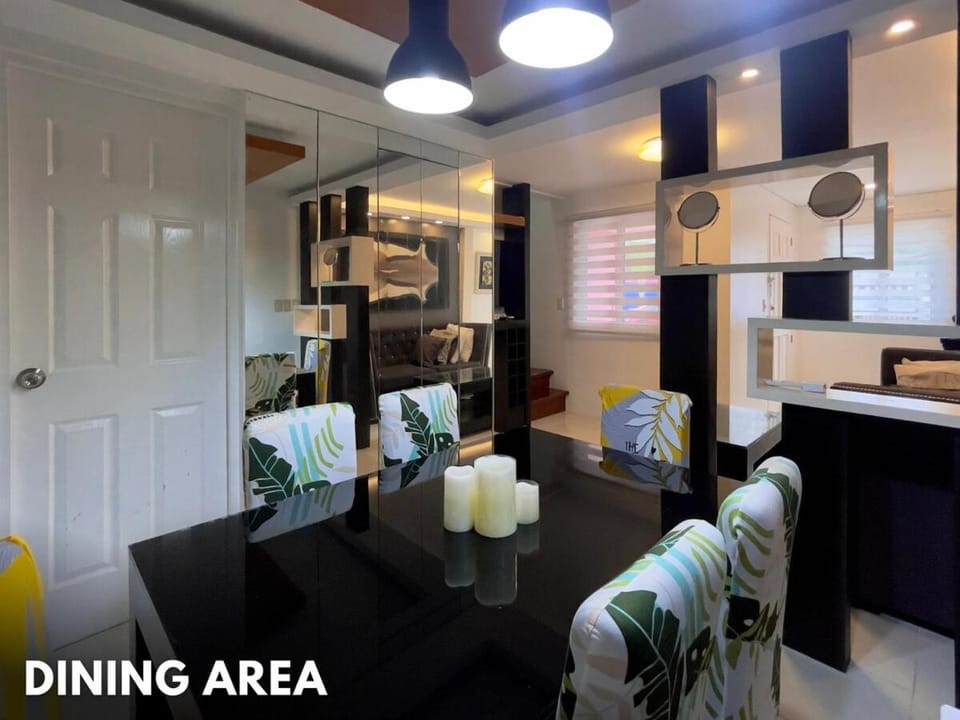 Victorian Charm, Modern Comfort - Near SM Batangas Apartment in Batangas