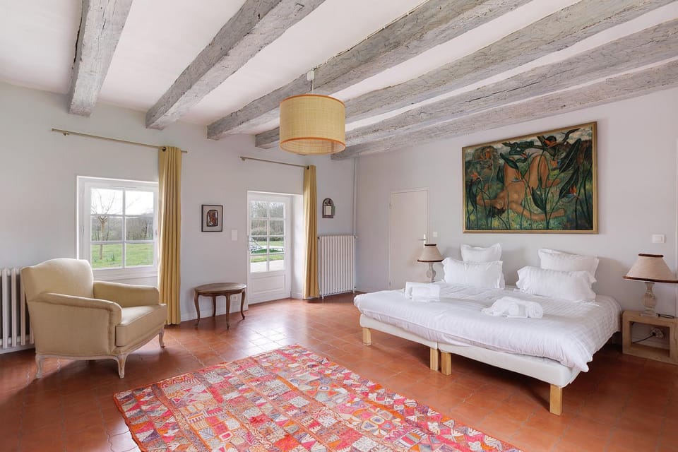 Property building, Living room