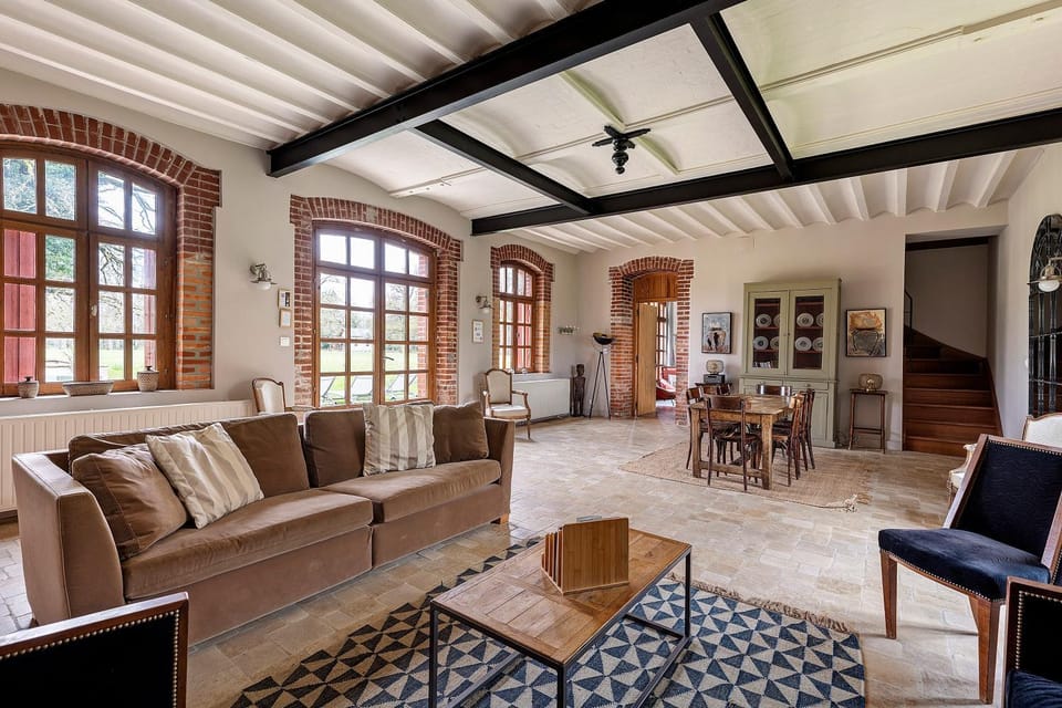 Property building, Living room