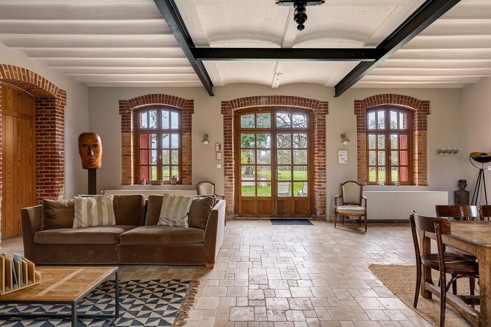 Property building, Living room
