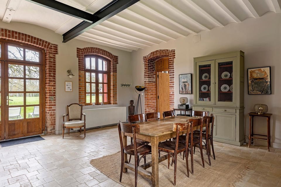 Property building, Living room
