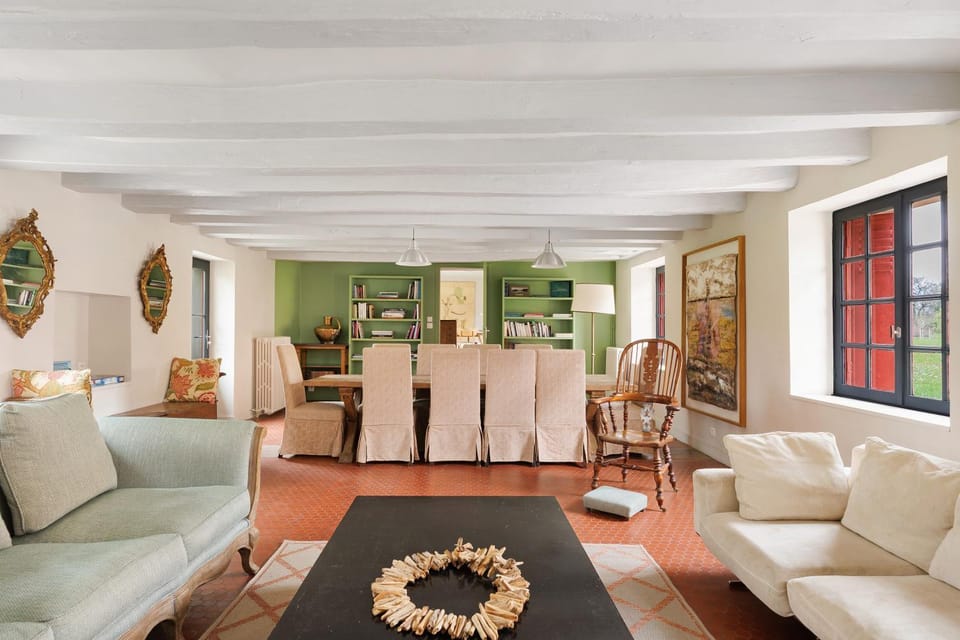 Property building, Living room