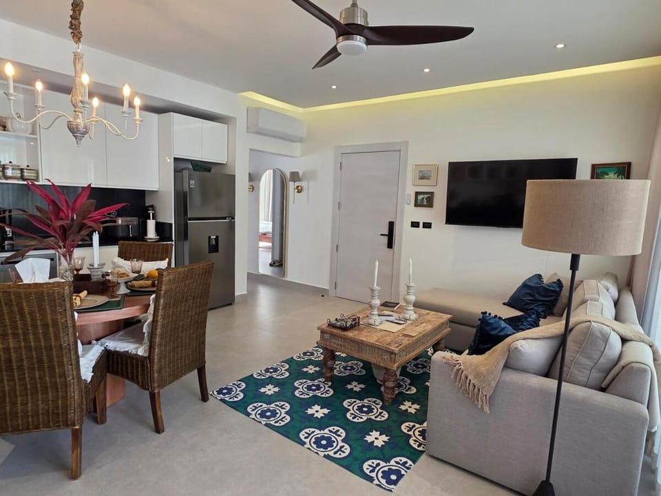 Anguila 102 Aqua Esmeralda Beachfront Apartment Apartment in Dominicus