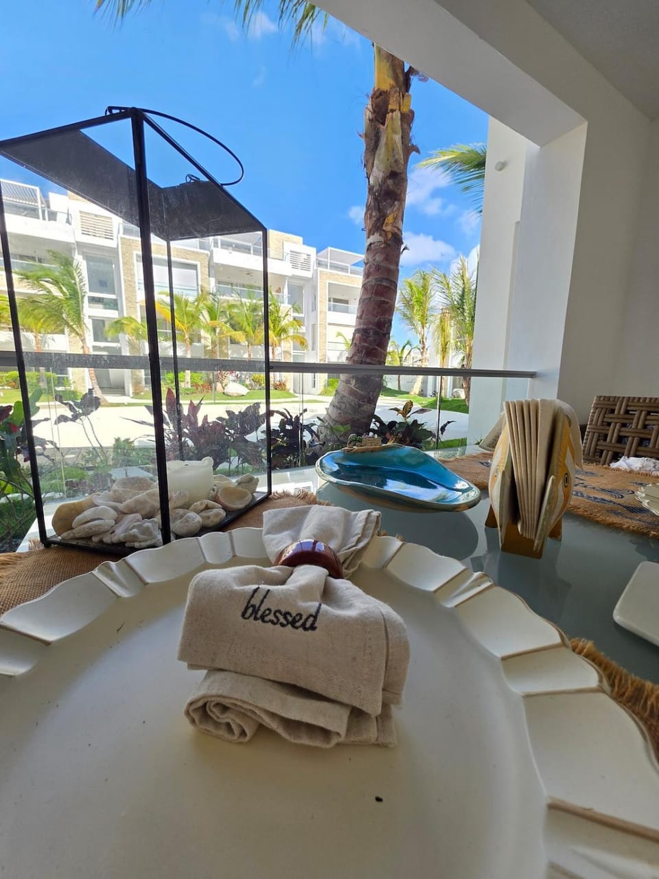 Anguila 102 Aqua Esmeralda Beachfront Apartment Apartment in Dominicus