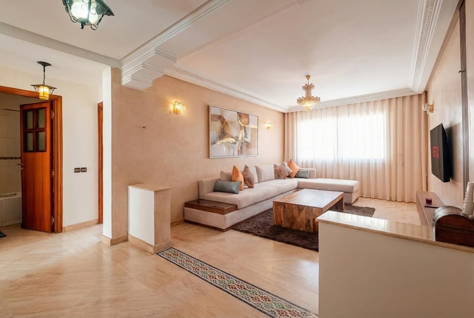 TV and multimedia, Photo of the whole room, Seating area, wardrobe