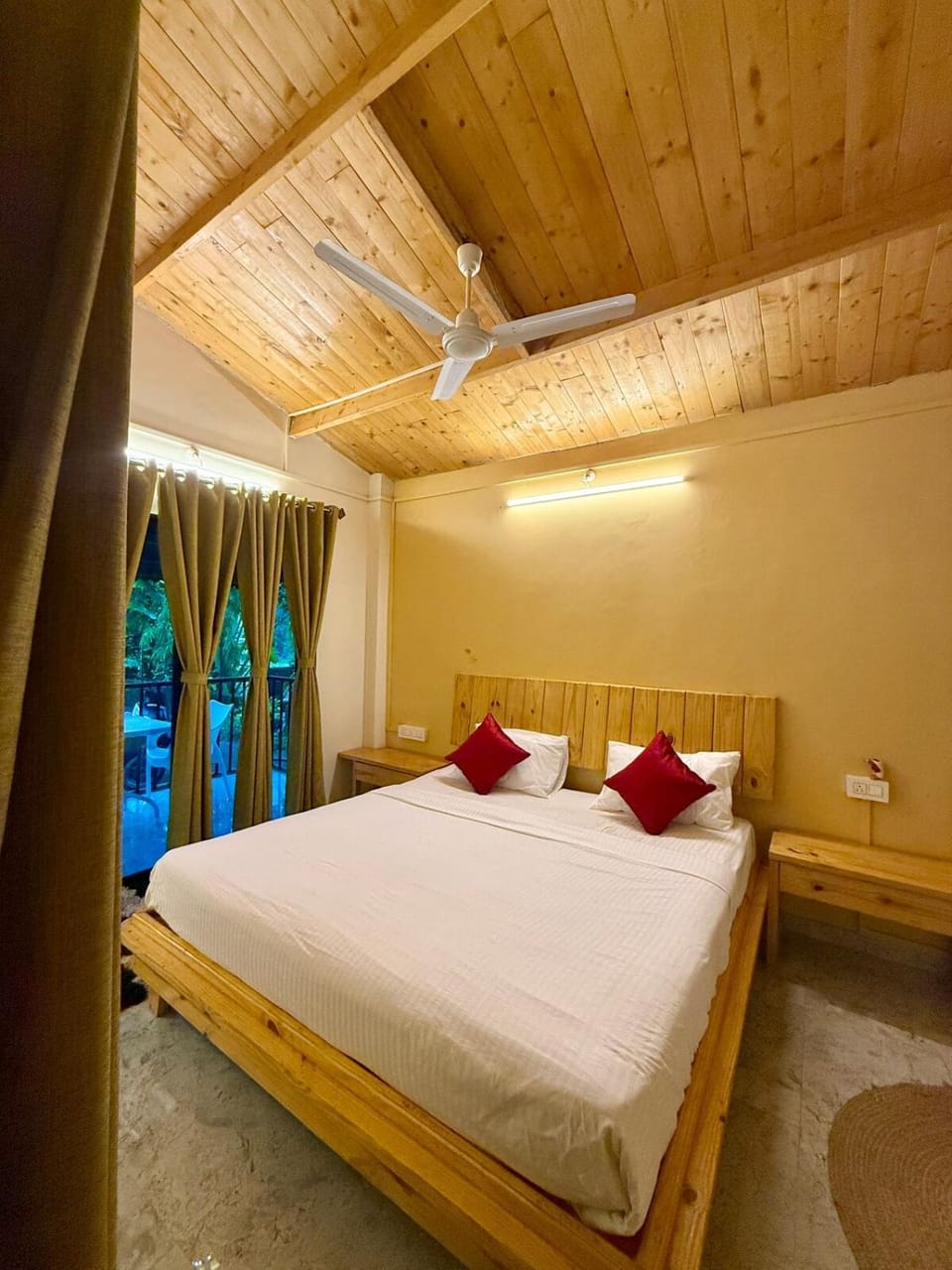 Bed, Bedroom