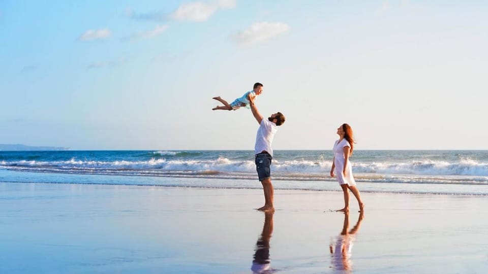 Day, People, Beach, Sea view, group of guests