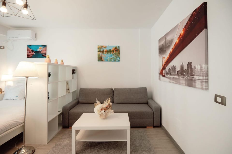 Waves Studio Spa n Pools Beach Resort Apartment in Constanța County