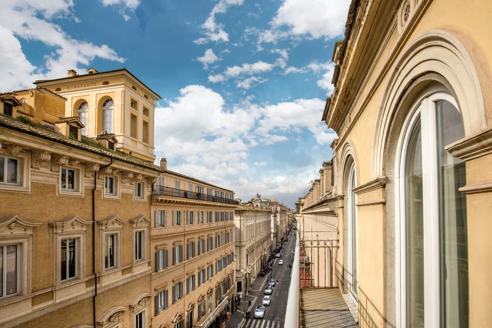 Neighbourhood, Balcony/Terrace, City view