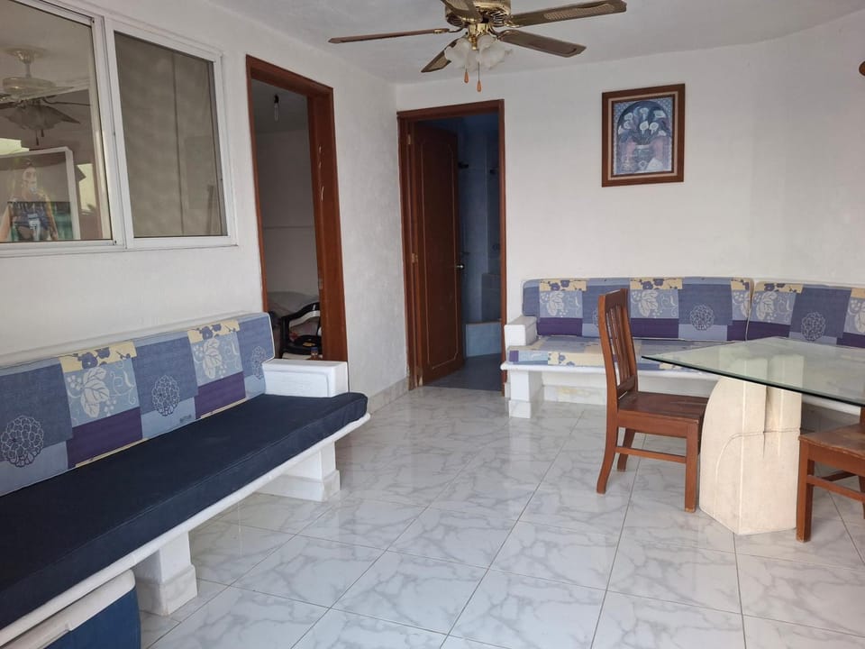 Casa Rosa House in Tequesquitengo