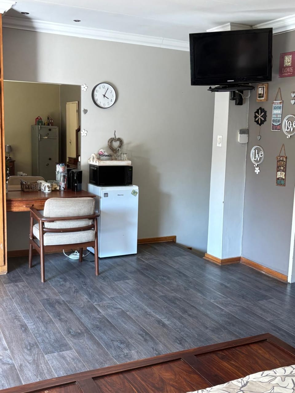 Cloete Self Catering Sky Room Apartment in South Africa