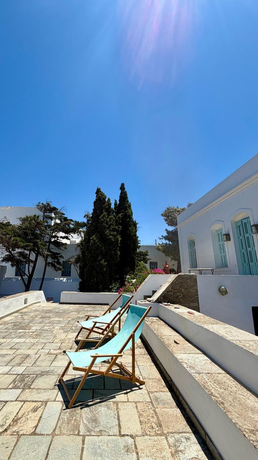Day, Natural landscape, Balcony/Terrace, sunbed