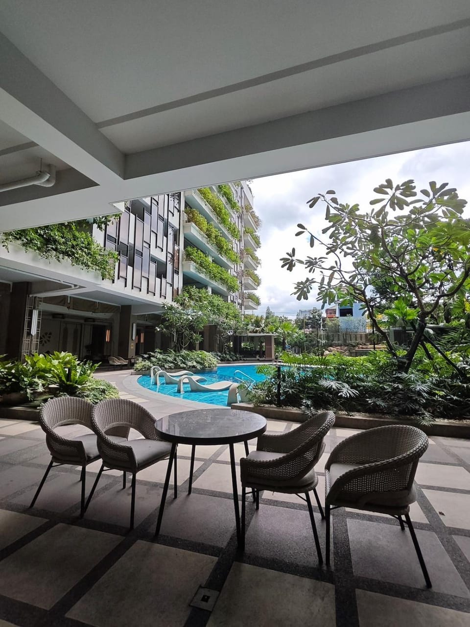 Tri-city 2 Bedroom Suite with Spacious Balcony Apartment in Pasay