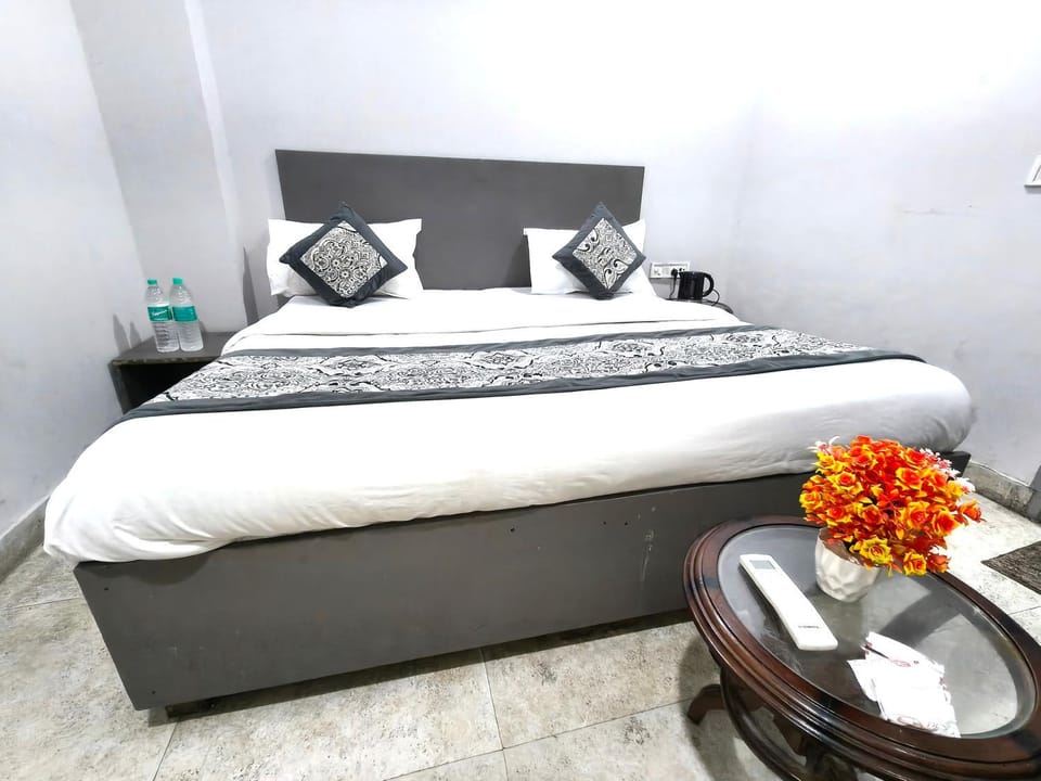 Hotel White Rooms ' Delhi Near isbt kasmiri gate Hotel in New Delhi