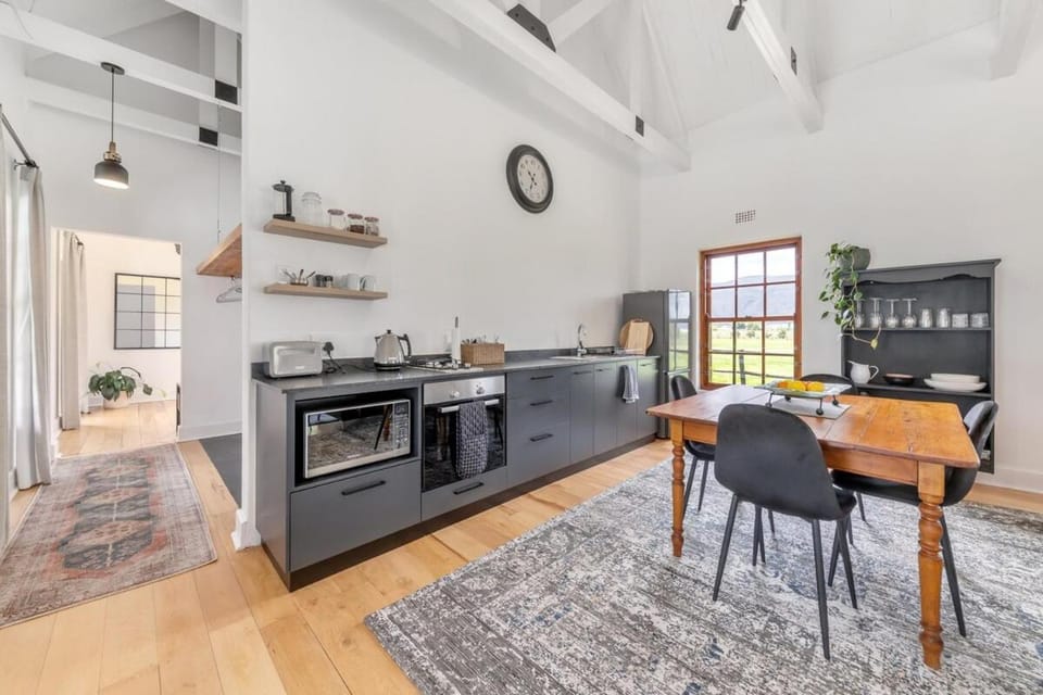 Millstream manor guest house House in Western Cape