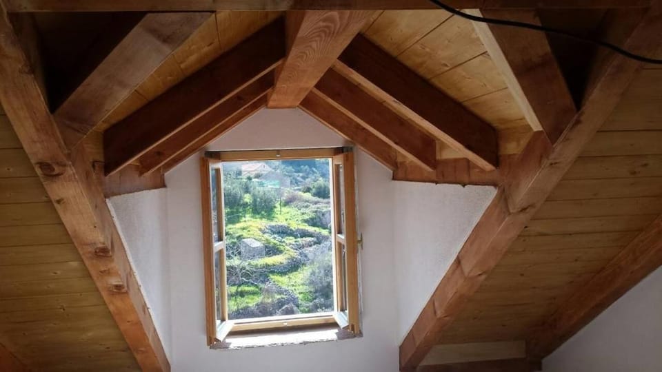 Velo Grablje - Rustic country house on island Hvar House in Dubrovnik-Neretva County