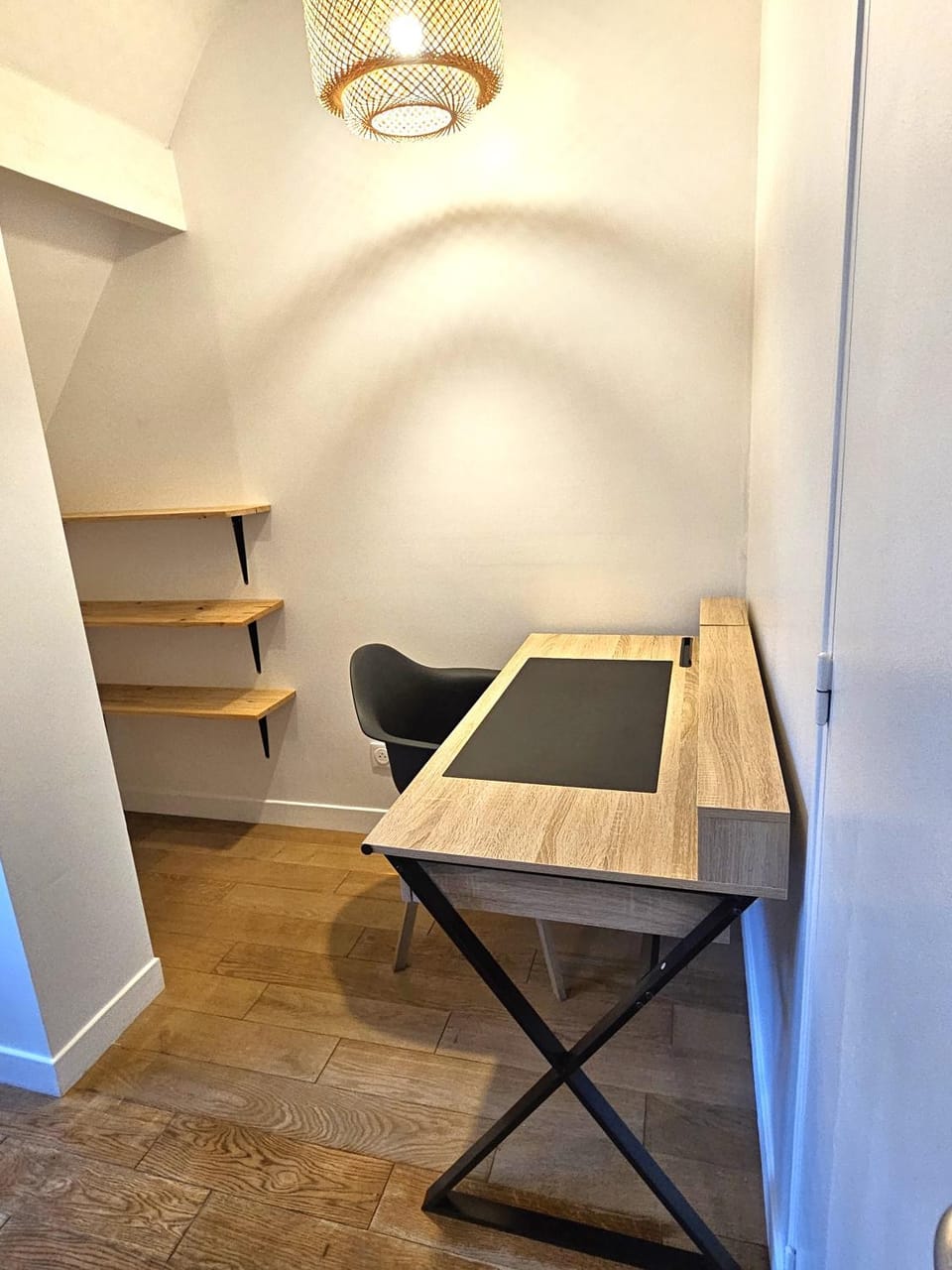 Chambre haut de gamme dans une maison rénovée Vacation rental in Île-de-France