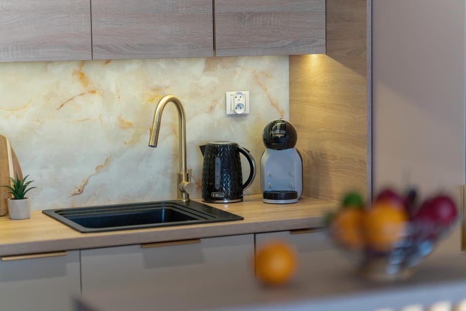 Coffee/tea facilities, Kitchen or kitchenette