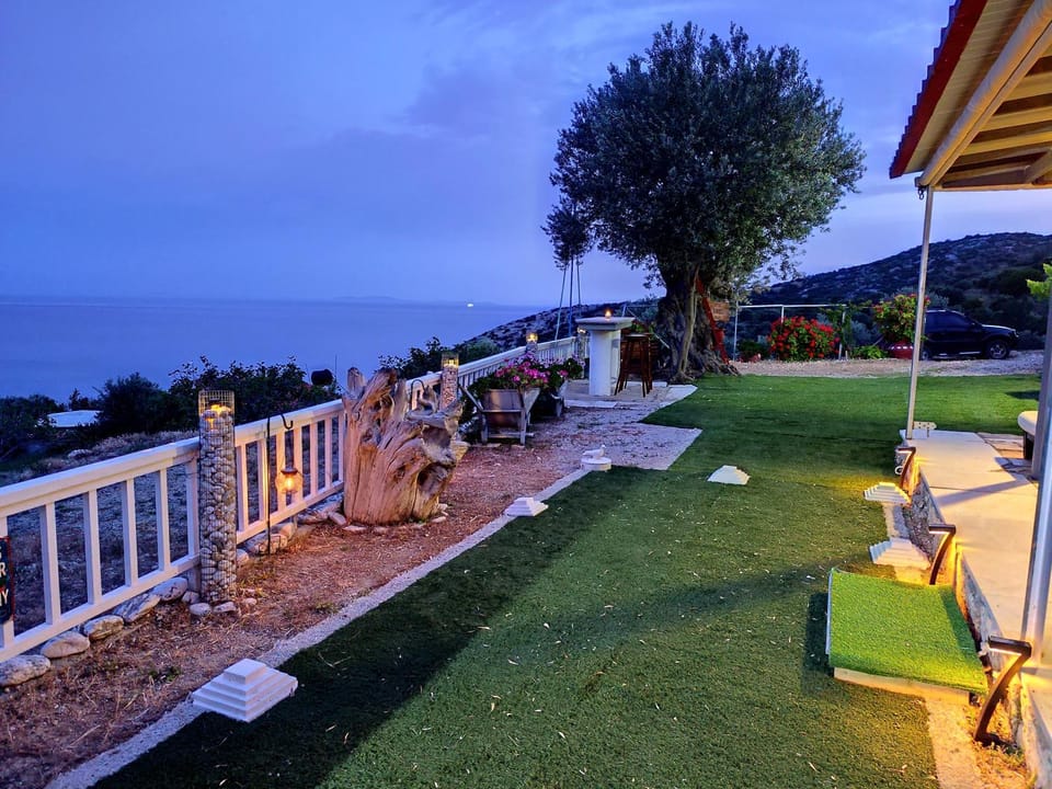 Garden, View (from property/room), Balcony/Terrace, Garden view, Sea view