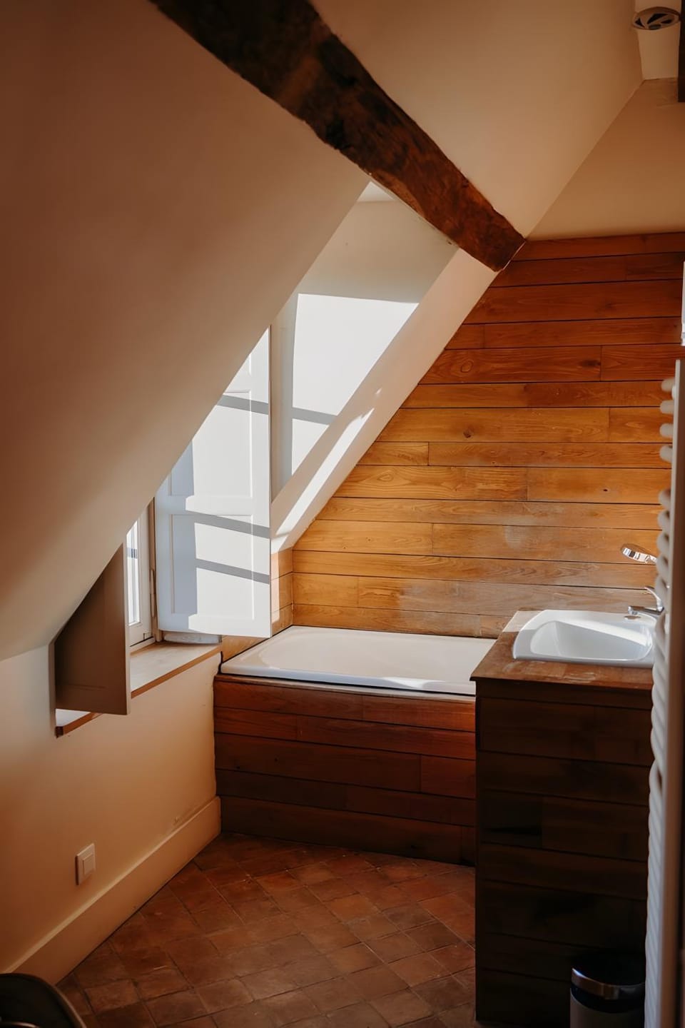 Property building, Bathroom, Living room
