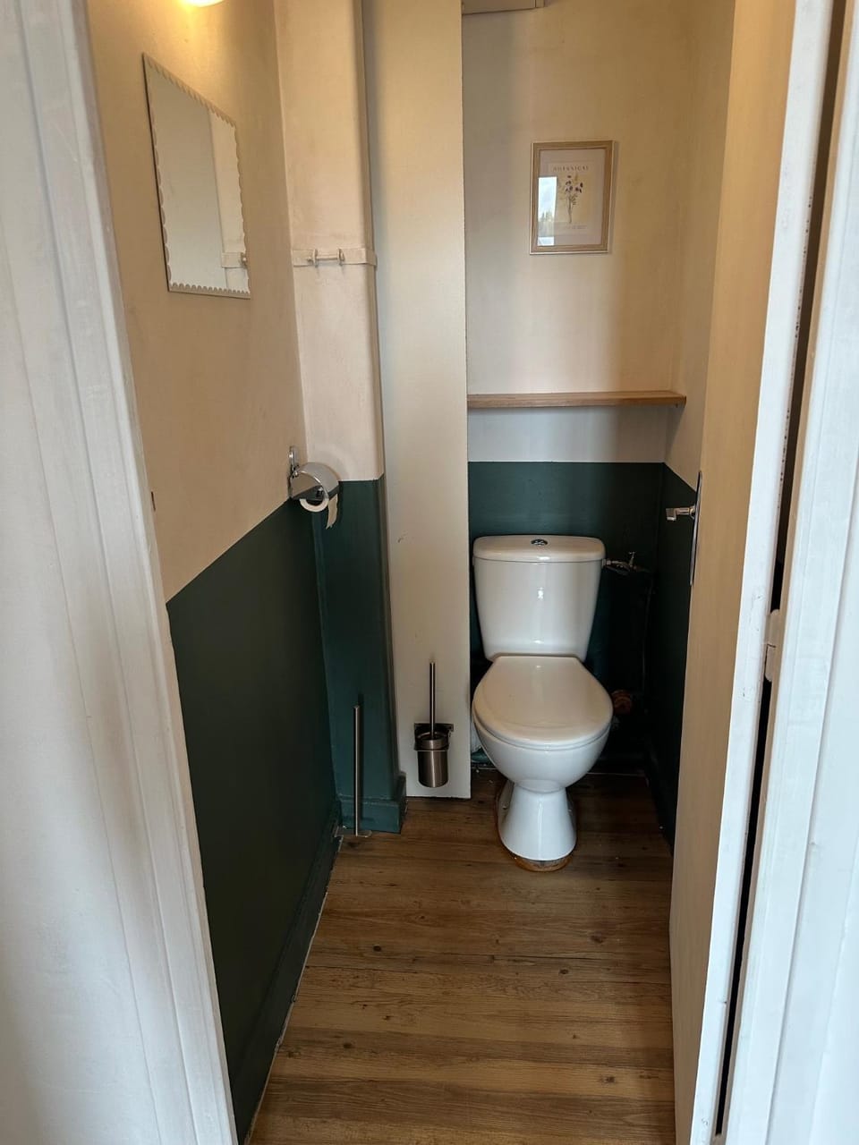 Bathroom, Living room