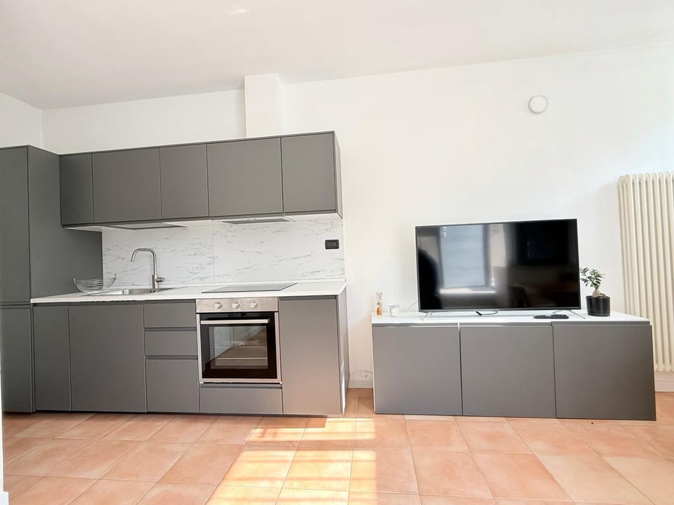 SE231 - Senigallia, trilocale rinnovato vicino al mare Apartment in Senigallia