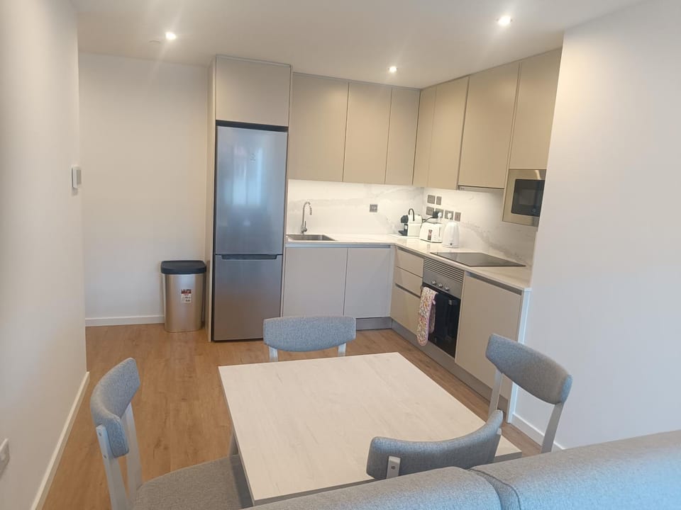 Kitchen or kitchenette, Dining area, dishwasher, oven, stove
