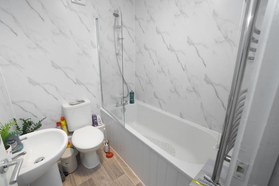 Central 3 Bedroom Home Close To Swansea City Centre House in Swansea