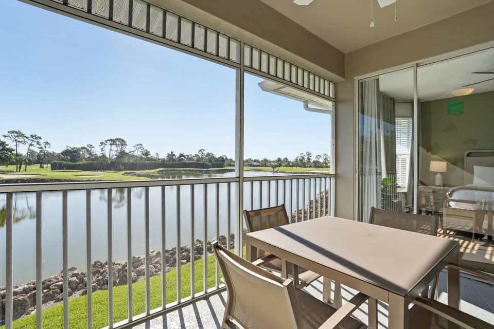 #1522 - Complete Luxury - Golf and Lake View House in Lely Resort