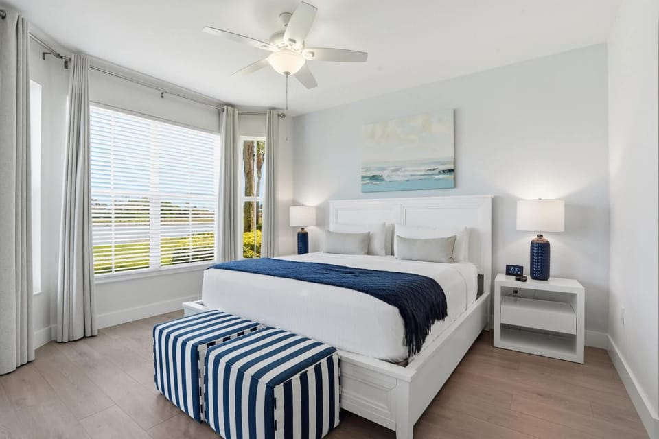 #1516 - Amazing Golf and Lake View in Luxury Villa House in Lely Resort
