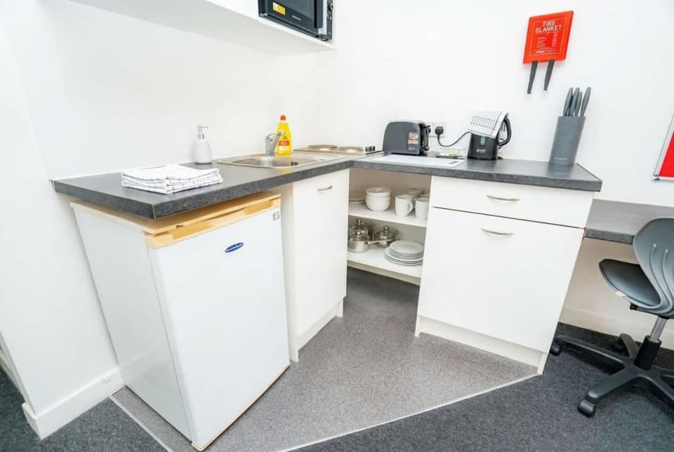 Cosy Studio in Central Coventry w Gym & Games Room Apartment in Coventry