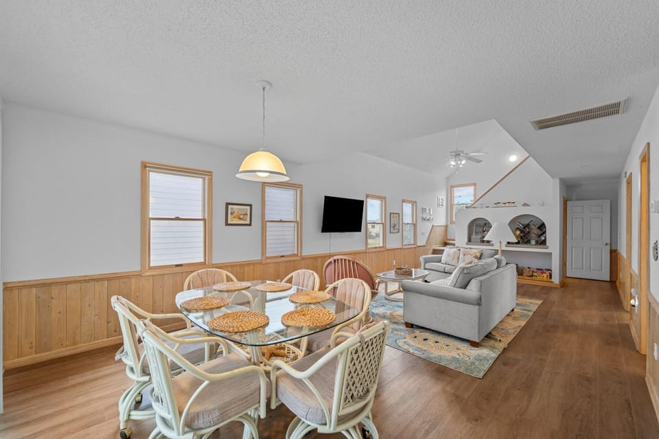 Sandpiper Cottage Village OBX House in Kill Devil Hills