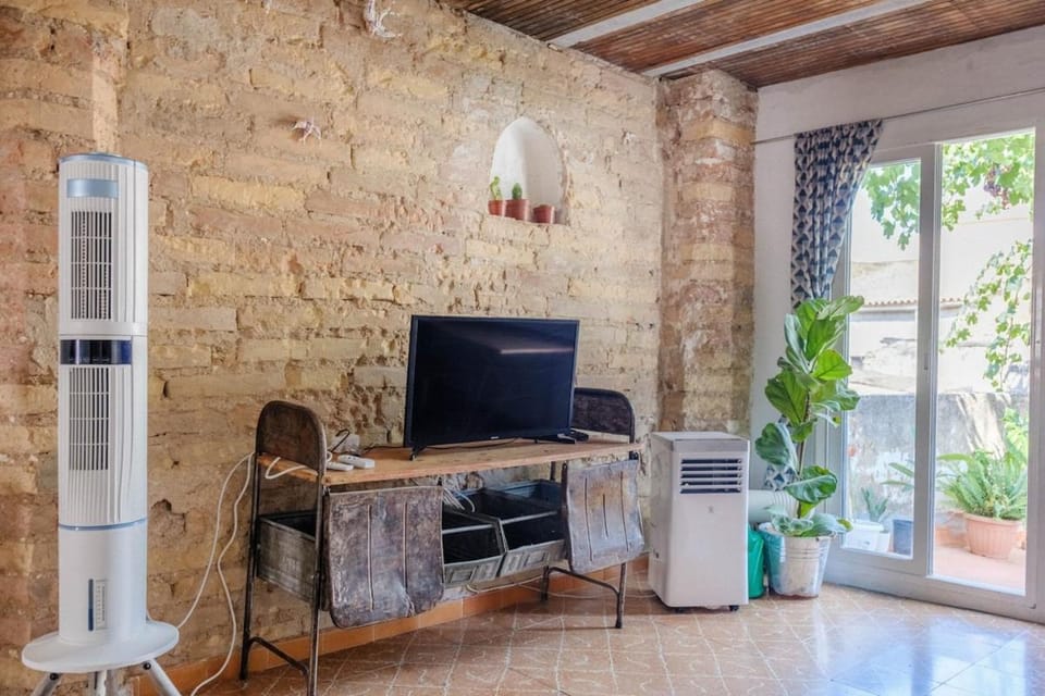 Bohemian apartment with internal balcony Apartment in Baix Ebre