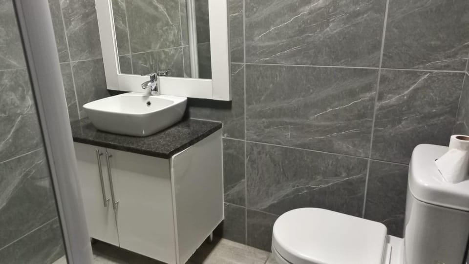 Toilet, Bathroom