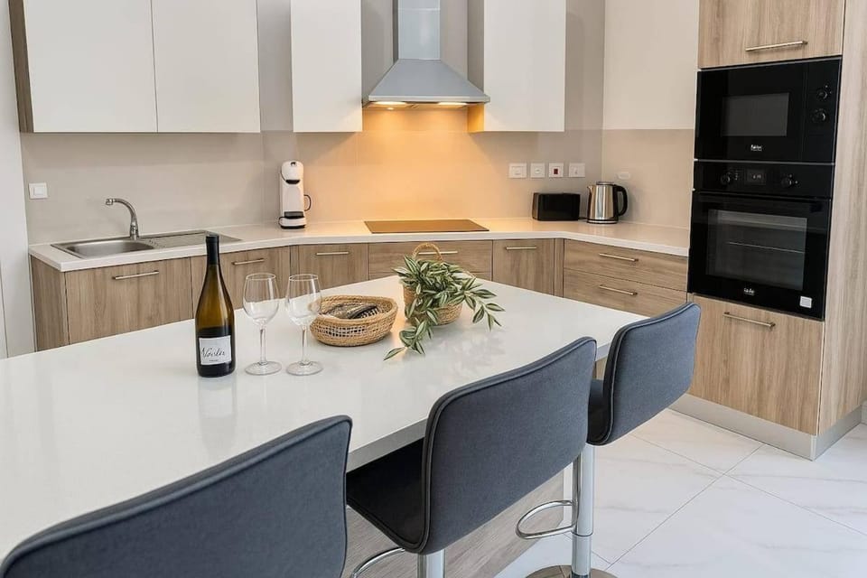 Great to relax ! Everything Within a 5-minute walk Vacation rental in Malta