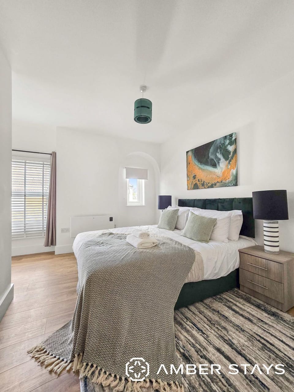 Spacious 2 Bed Apartment in Gloucester by Amber Stays - Perfect for Business & Contractors, Sleeps 4! Apartment in Gloucester