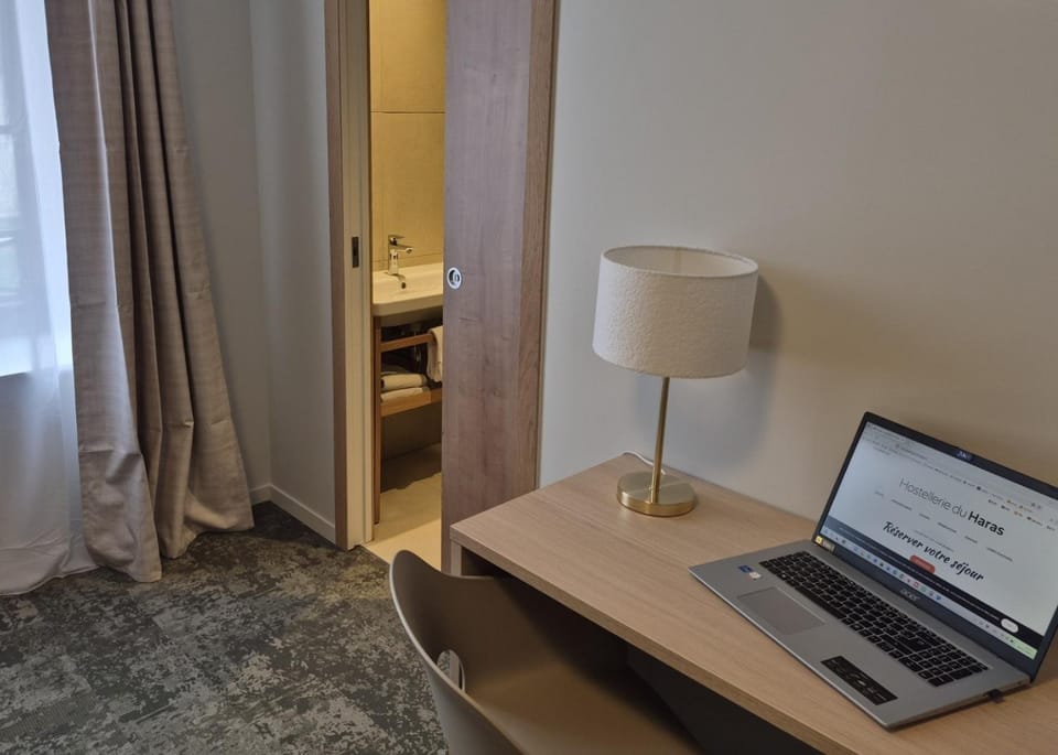 Seating area, Bedroom