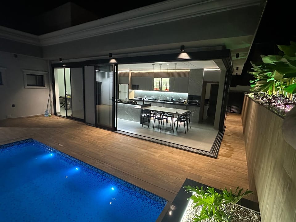 Mini Palacete House in Ribeirão Preto