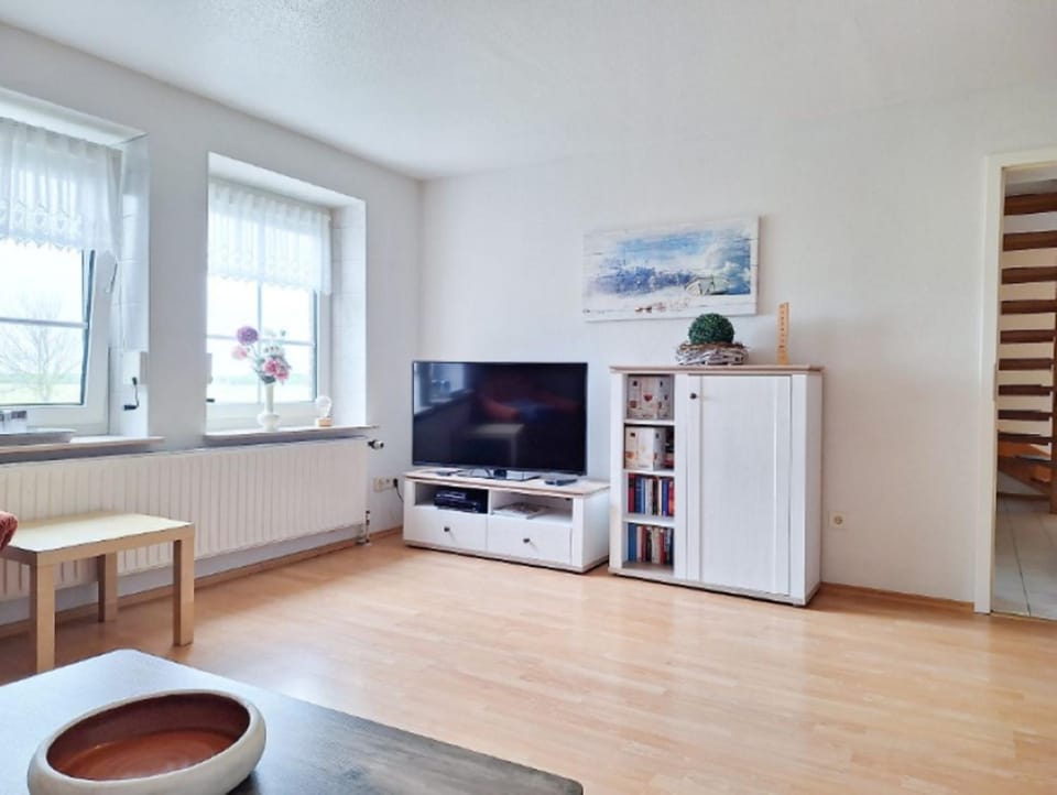 Ferienwohnung Seebär im Haus Seewind nur 800 Meter von der Nordsee entfernt auf 2800 m Grundstück Apartment in Friedrichskoog