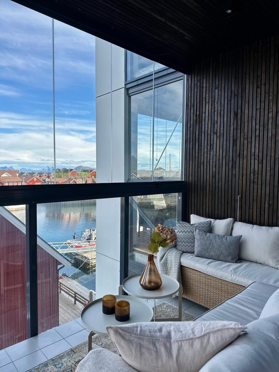 Svolvær Panorama City Suite Apartment in Lofoten