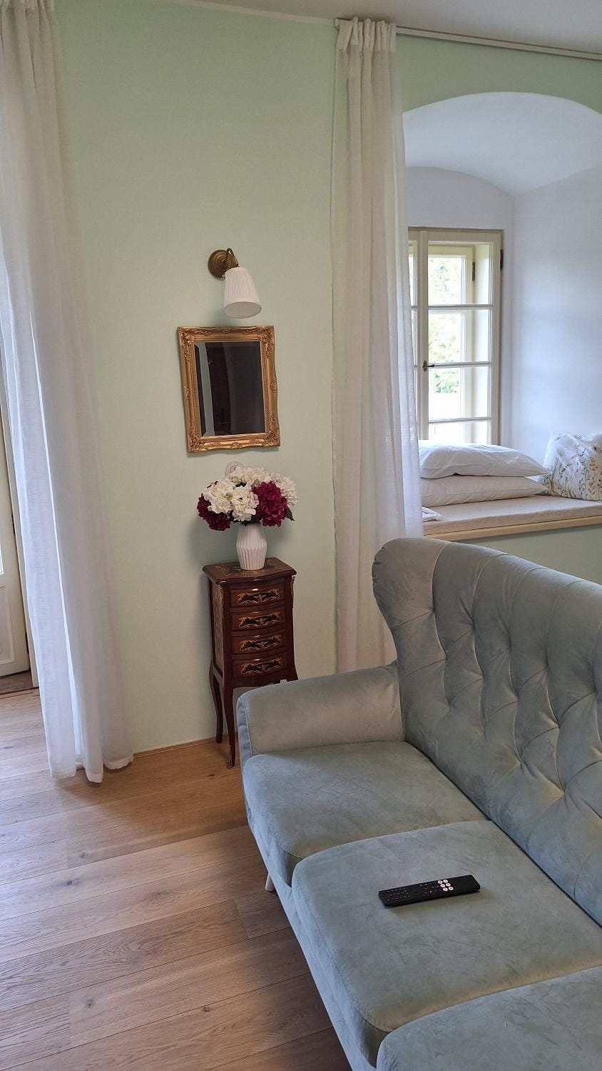 Seating area